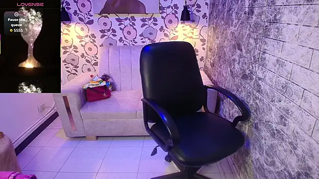  barbaragomez online show from 10-17-25, 07:27