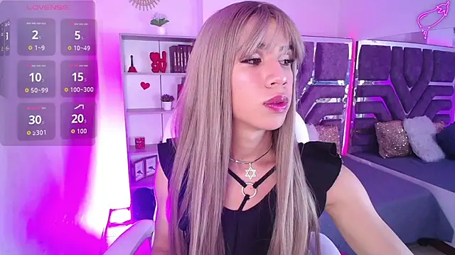 Eva Walker  online show from 09-11-25, 12:44