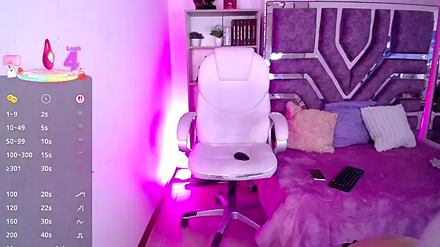 Eva Walker  online show from 10-10-25, 06:45