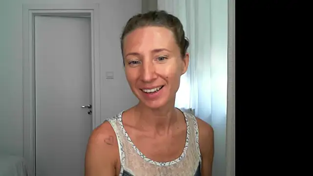 Snapshot of Paevoa chatting on 09-22-25, 09:00 Paevoa online show from 09-22-25, 09:00