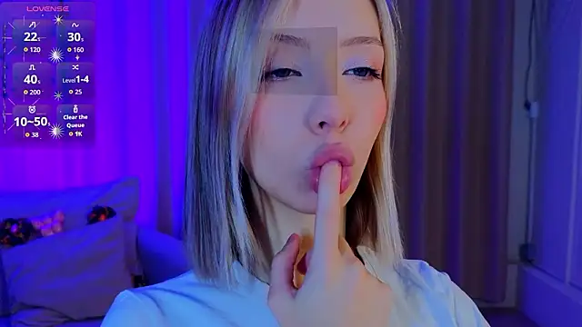 LumMina online show from 03-31-26, 08:59