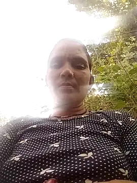 Monika cut online show from 10-19-25, 04:13
