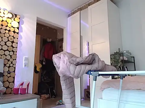 story of sarah online show from 09-13-25, 03:45