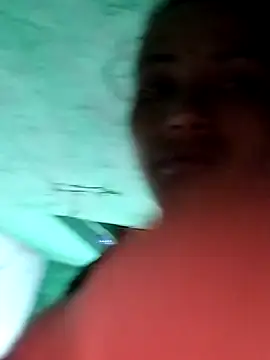 Snapshot of KIRTI12_HOT chatting on 10-15-25, 07:47 KIRTI12 HOT online show from 10-15-25, 07:47