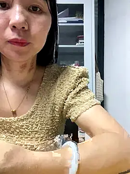 Snapshot of xiaonan- chatting on 09-17-25, 08:49 xiaonan- online show from 09-17-25, 08:49