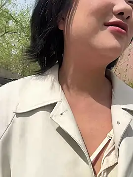 Fengbaby-555 online show from 04-12-26, 02:27