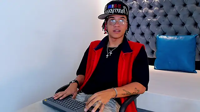 MARSHALL SPENCER online show from 12-17-25, 01:17