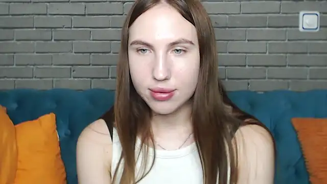 Snapshot of MellinGiG chatting on 09-21-25, 05:36 MellinGiG online show from 09-21-25, 05:36