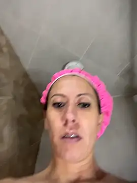 Biancamirage3 online show from 12-17-25, 09:21