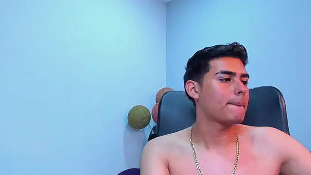 Matthewlodge online show from 11-17-25, 04:24