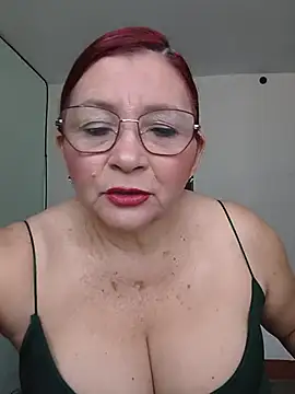 Snapshot of marfil_milf chatting on 07-10-26, 02:30 marfil milf online show from 07-10-26, 02:30