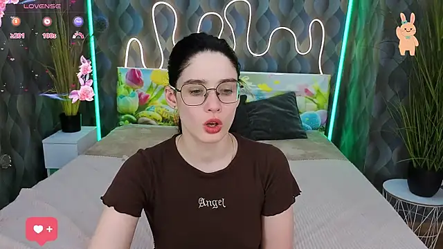 Charming Mysteriousss online show from 04-06-26, 01:12