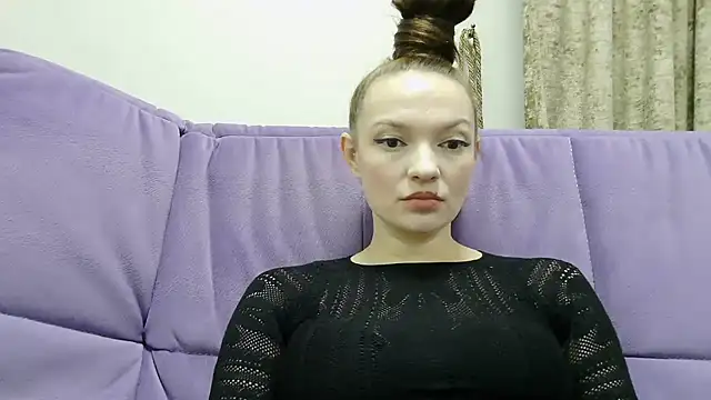 Snapshot of Salynxa chatting on 03-03-26, 10:10 Salynxa online show from 03-03-26, 10:10