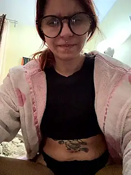 Snapshot of Brutecia2002 chatting on 01-11-26, 10:20 Brutecia2002 online show from 01-11-26, 10:20