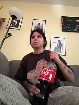 Snapshot of Brutecia2002 chatting on 02-17-26, 10:56 Brutecia2002 online show from 02-17-26, 10:56