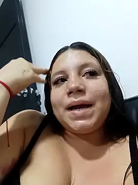 Shell Latina online show from 02-14-26, 03:14