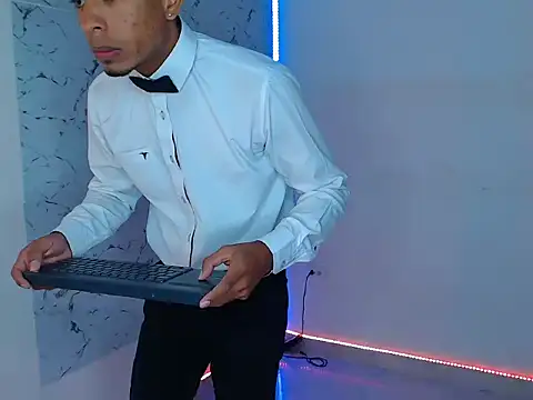 Snapshot of lorian_vikel chatting on 09-09-25, 11:48 lorian vikel online show from 09-09-25, 11:48