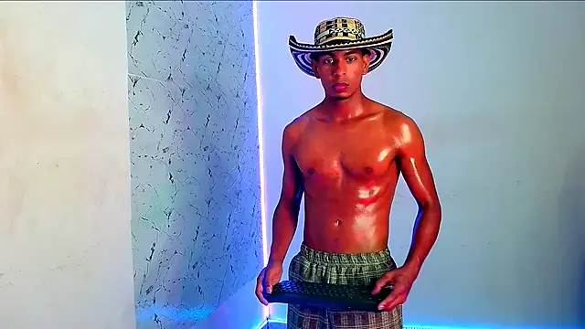 Snapshot of lorian_vikel chatting on 09-30-25, 10:15 lorian vikel online show from 09-30-25, 10:15