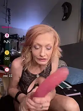 Snapshot of Daphneflor chatting on 07-02-26, 04:07 Daphneflor online show from 07-02-26, 04:07
