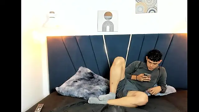 Snapshot of ryan_cum23 chatting on 09-12-25, 11:48 ryan cum23 online show from 09-12-25, 11:48