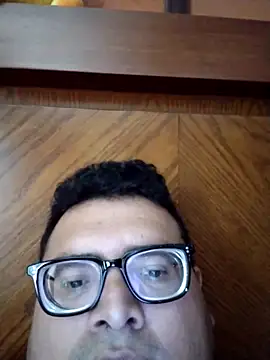 Santiagoqro85 online show from 09-12-25, 05:24