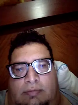 Santiagoqro85 online show from 10-03-25, 03:36