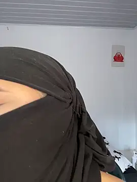 rhizanthella  online show from 12-05-25, 02:47