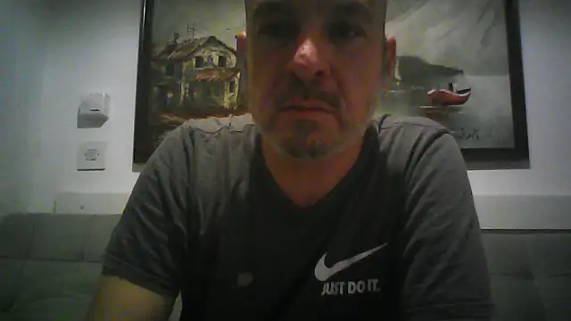 Snapshot of tuplaceroll chatting on 09-14-25, 01:27 tuplaceroll online show from 09-14-25, 01:27