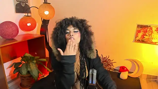 Snapshot of Raven_luv chatting on 05-29-26, 04:43 Raven luv online show from 05-29-26, 04:43