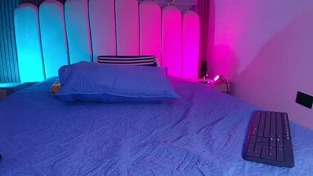 abbyrouss  online show from 02-20-26, 03:03