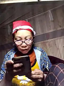 -Xuka-200 online show from 01-10-26, 02:57