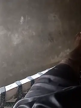 Snapshot of pus_ylover chatting on 10-18-25, 07:09 pus ylover online show from 10-18-25, 07:09