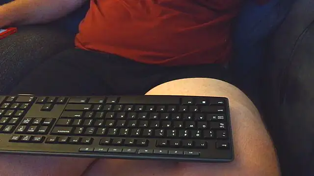 thighguy30 online show from 09-09-25, 07:08