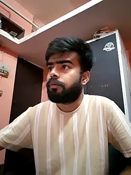 soniriyaa010101 online show from 03-10-26, 01:49