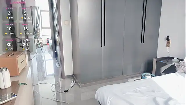 luckckcj online show from 10-27-25, 02:48