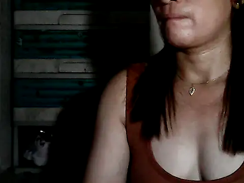 yoursPinayMama1682 online show from 10-25-25, 01:07