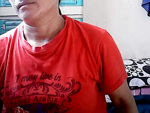 yoursPinayMama1682 online show from 11-02-25, 12:35