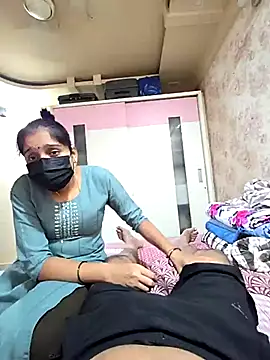 Snapshot of shobha_lover02 chatting on 09-26-25, 09:35 shobha lover02 online show from 09-26-25, 09:35