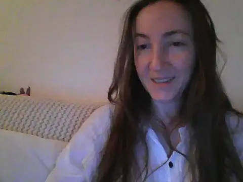 Snapshot of Valessya chatting on 05-16-26, 11:14 Valessya online show from 05-16-26, 11:14