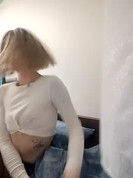 MadMadelin online show from 12-01-25, 02:05