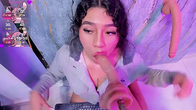 mia cataleiya online show from 11-15-25, 04:14