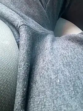 Snapshot of Jedr10 chatting on 09-12-25, 12:38 Jedr10 online show from 09-12-25, 12:38