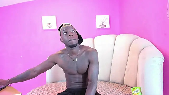 kingmaverickx online show from 10-24-25, 12:01