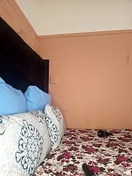 MilfBoobsxx online show from 10-23-25, 08:57