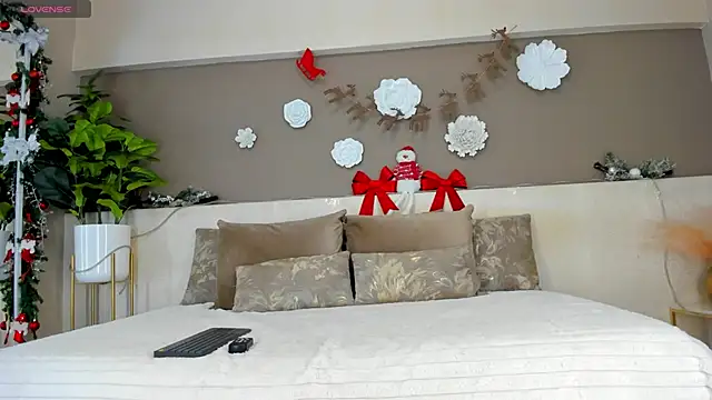 VictoriaShelby online show from 12-20-25, 11:17