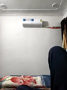 Chanderi19 online show from 03-09-26, 04:55