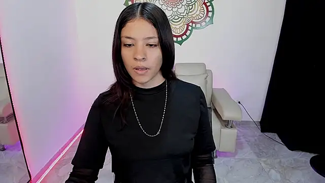 Candy fox 19 online show from 07-09-26, 03:05