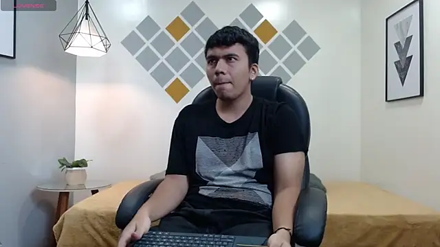 titanxero online show from 09-17-25, 01:35