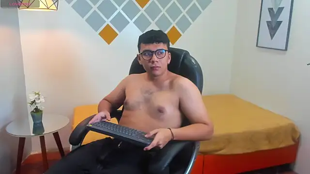 titanxero online show from 10-07-25, 11:40