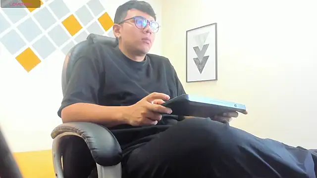 titanxero online show from 10-10-25, 11:31